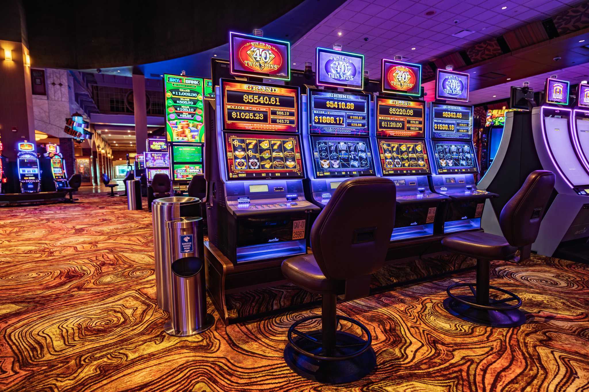 Slot Oyunlarında Güçlü Vurgular: Kazanma Stratejileri